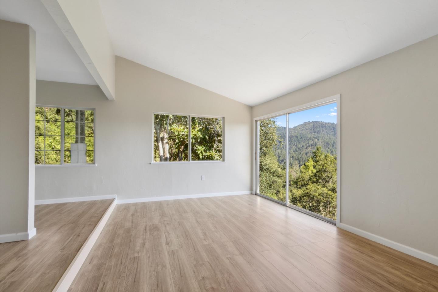 Detail Gallery Image 33 of 75 For 520 Laguna Crk, Los Gatos,  CA 95033 - 2 Beds | 2 Baths