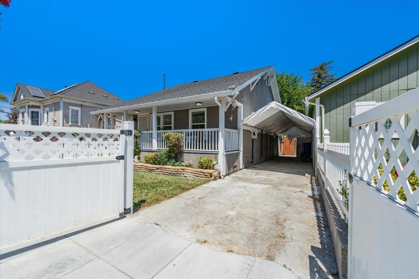 Detail Gallery Image 9 of 44 For 7280 Rosanna, Gilroy,  CA 95020 - 3 Beds | 2 Baths