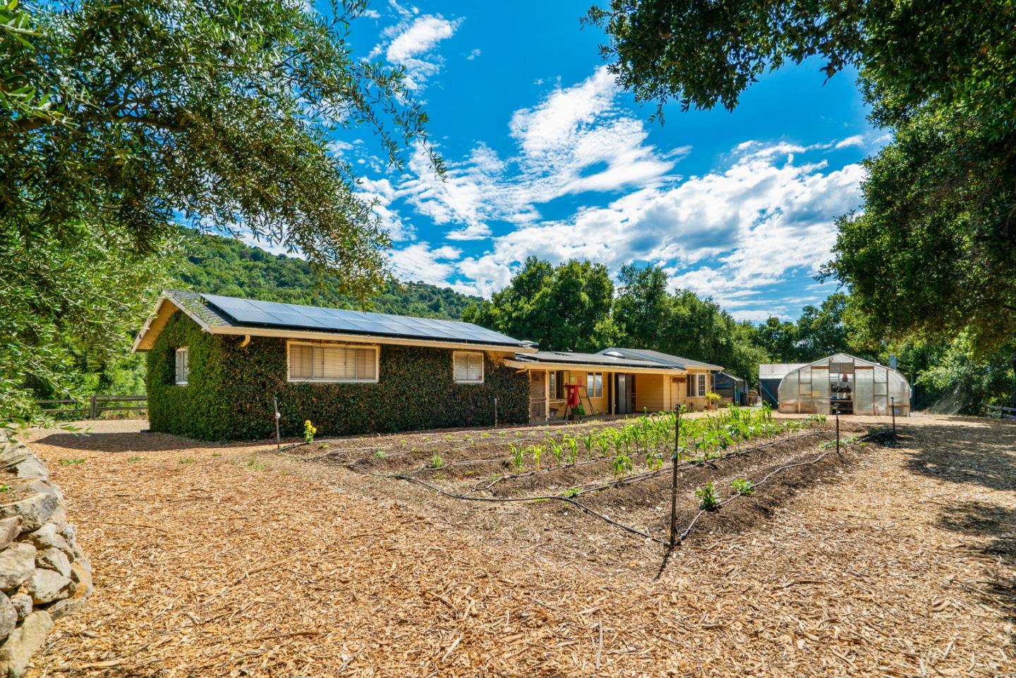 Detail Gallery Image 27 of 105 For 15651 Kennedy Rd, Los Gatos,  CA 95032 - 4 Beds | 3/1 Baths