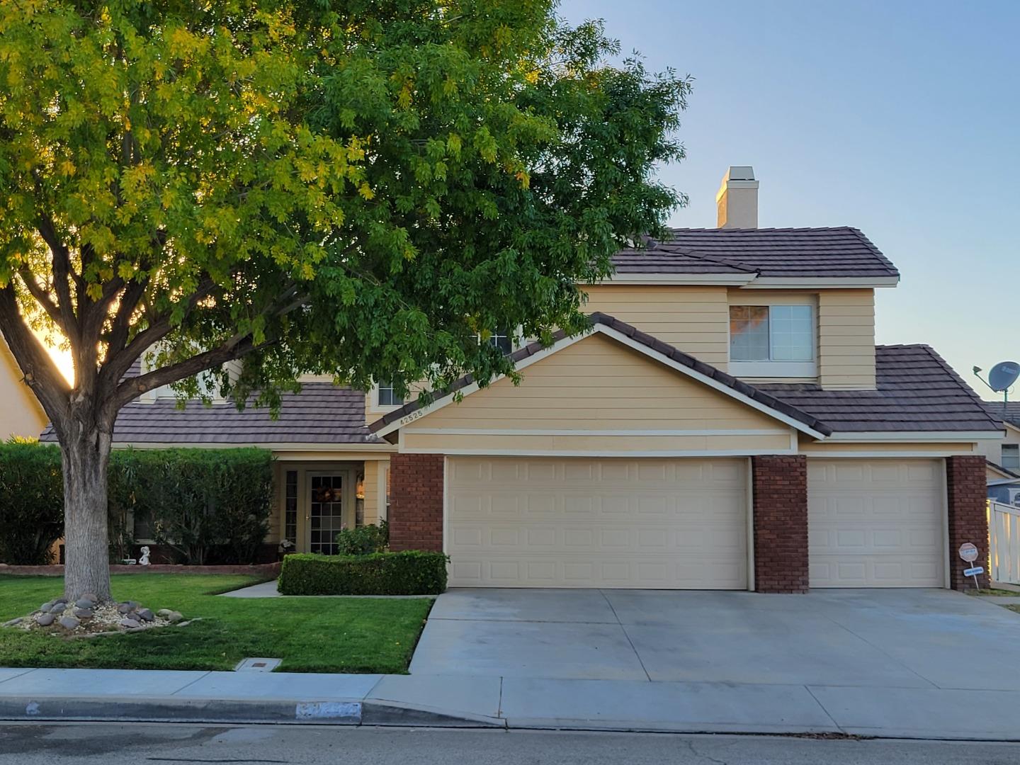42525 62nd St W, Lancaster, CA 93536 photo 3