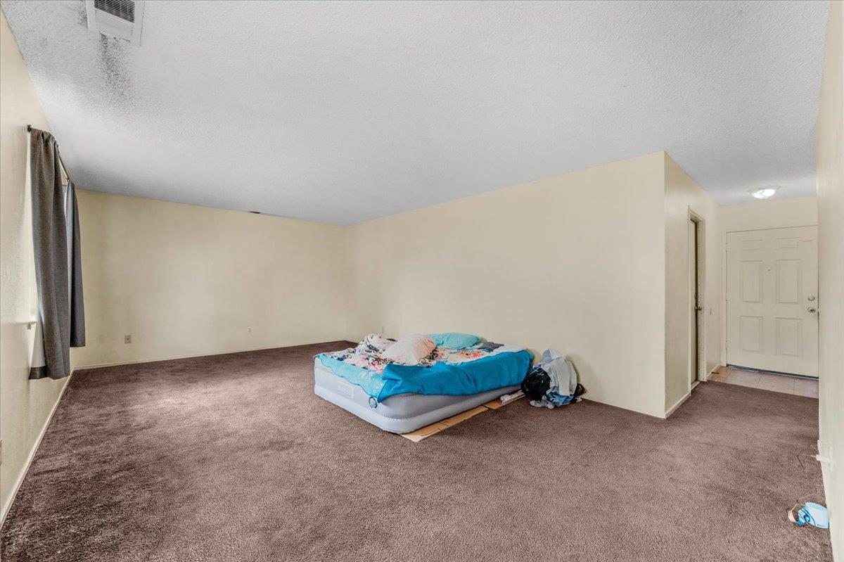 Detail Gallery Image 11 of 35 For 1346 Davis St, Hanford,  CA 93230 - 3 Beds | 2 Baths
