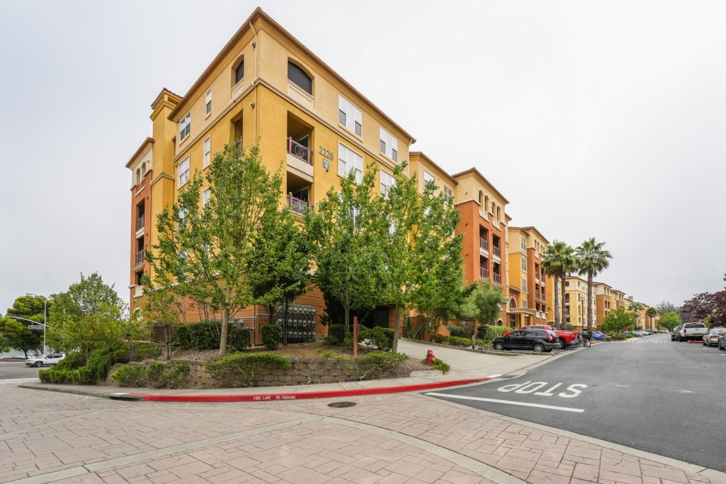 Detail Gallery Image 1 of 70 For 2220 Gellert Blvd #4105,  South San Francisco,  CA 94080 - 3 Beds | 2 Baths