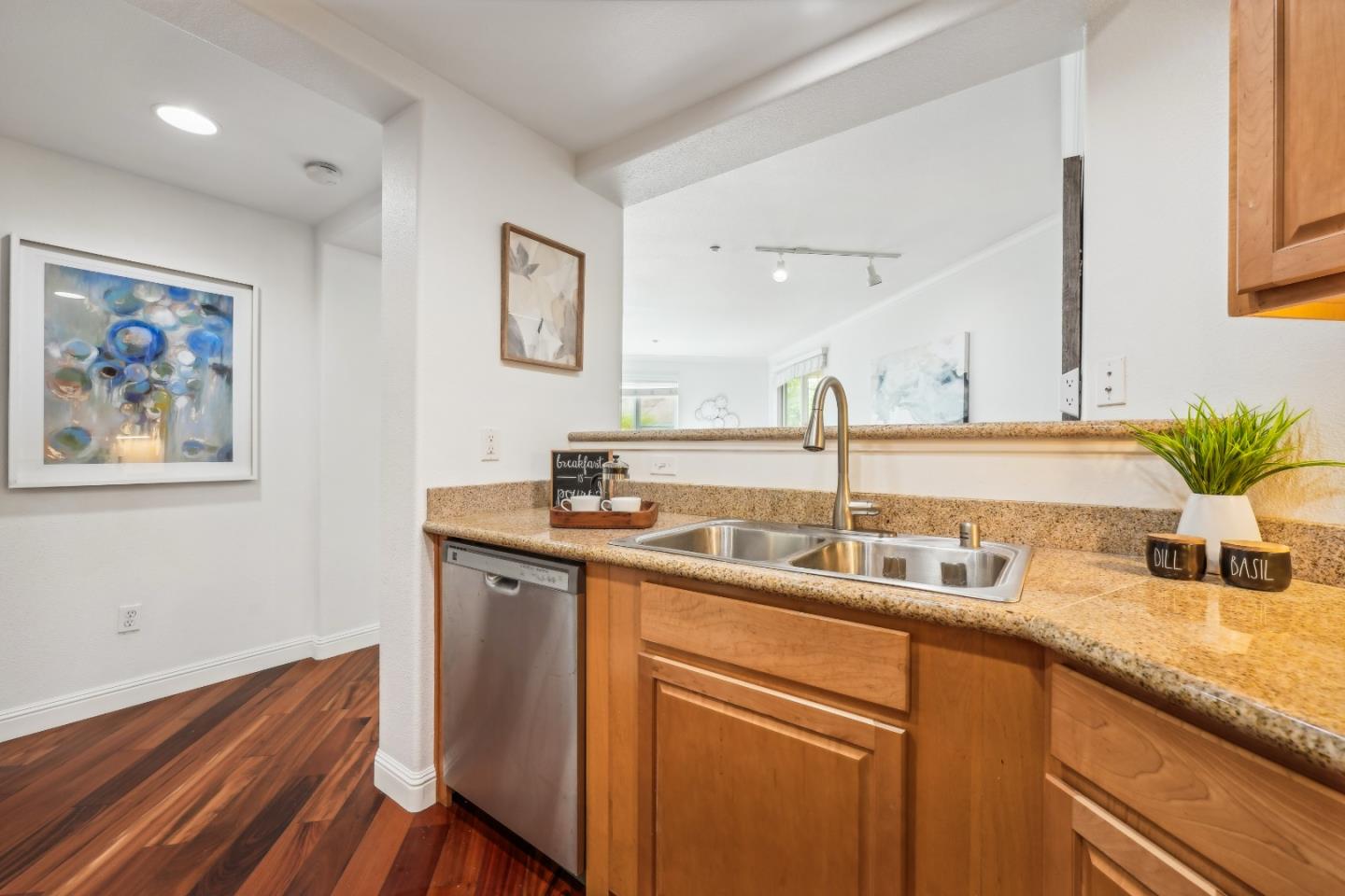 Detail Gallery Image 13 of 70 For 2220 Gellert Blvd #4105,  South San Francisco,  CA 94080 - 3 Beds | 2 Baths