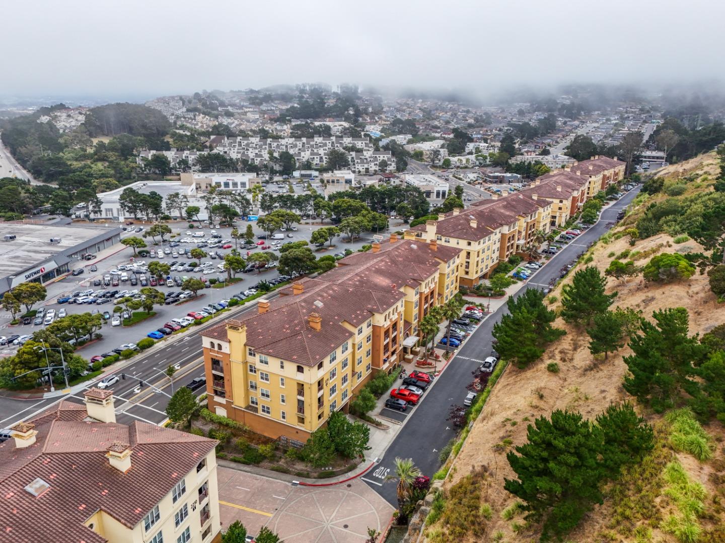 Detail Gallery Image 45 of 70 For 2220 Gellert Blvd #4105,  South San Francisco,  CA 94080 - 3 Beds | 2 Baths