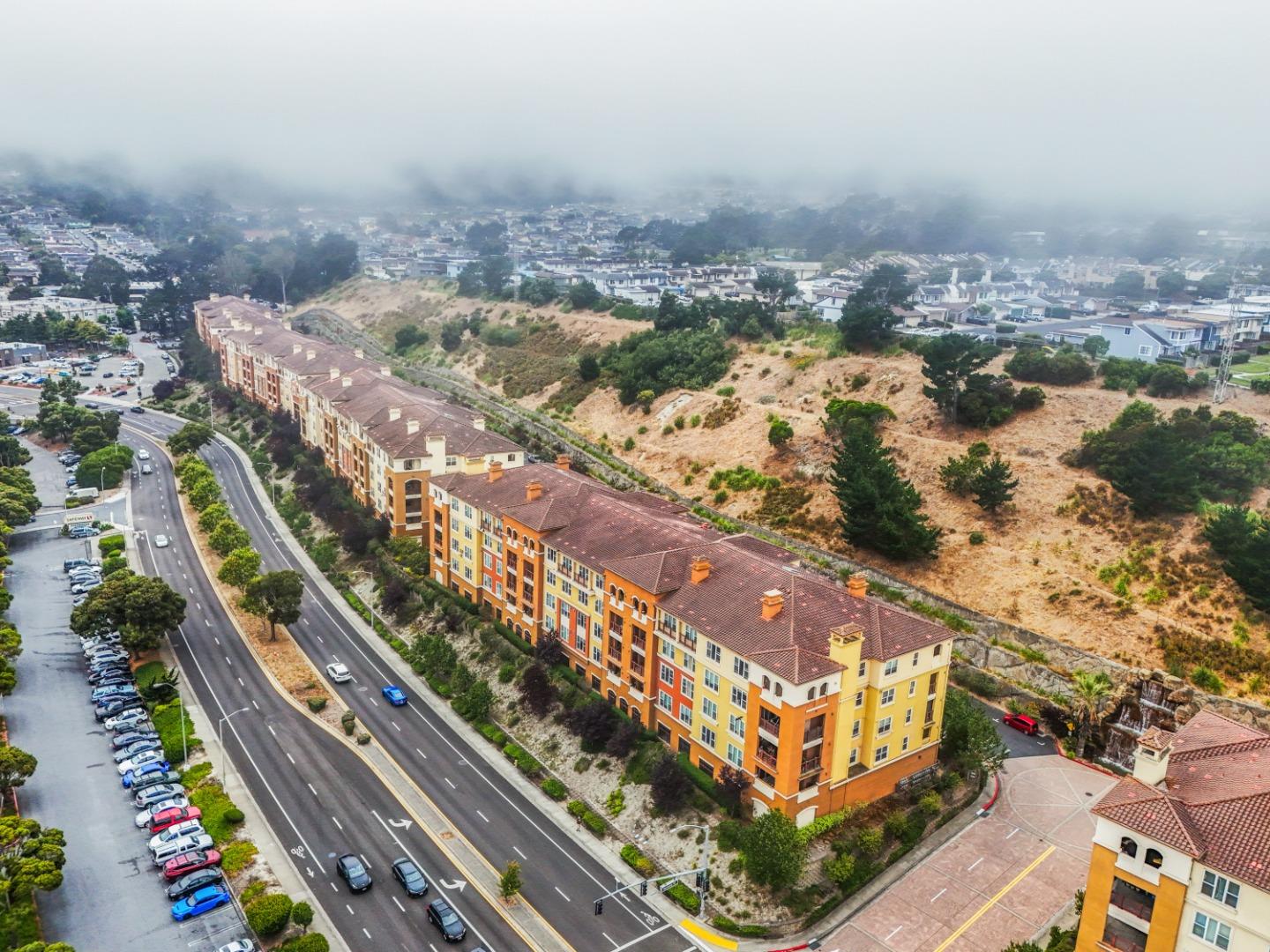 Detail Gallery Image 46 of 70 For 2220 Gellert Blvd #4105,  South San Francisco,  CA 94080 - 3 Beds | 2 Baths