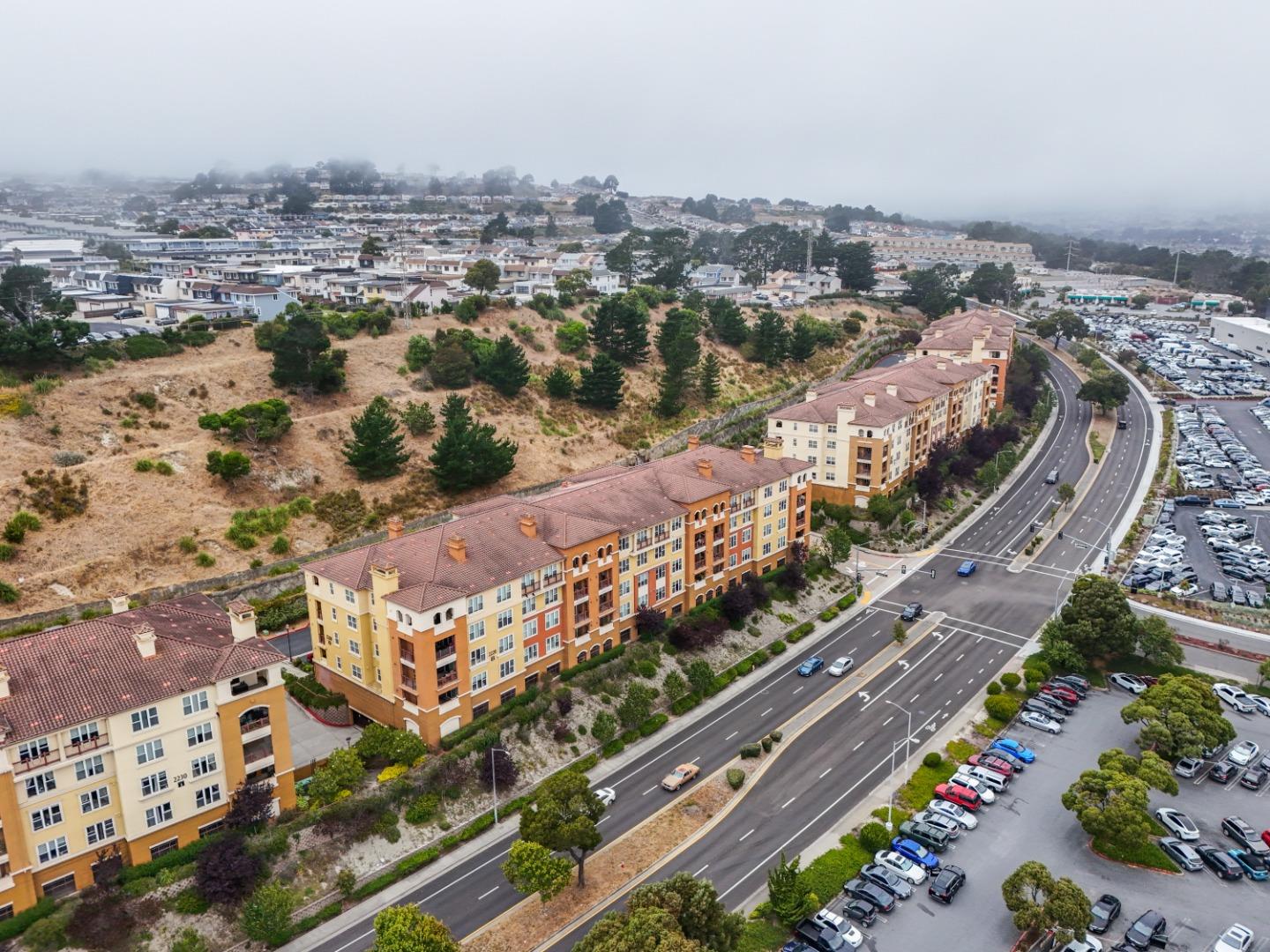 Detail Gallery Image 49 of 70 For 2220 Gellert Blvd #4105,  South San Francisco,  CA 94080 - 3 Beds | 2 Baths