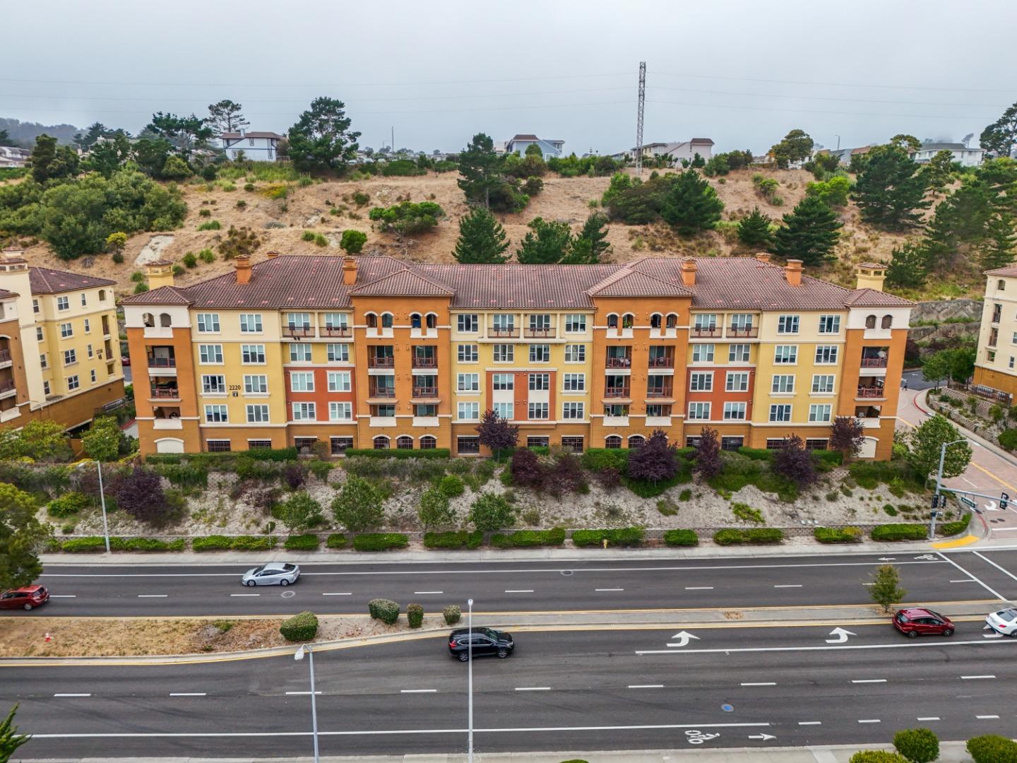 Detail Gallery Image 51 of 70 For 2220 Gellert Blvd #4105,  South San Francisco,  CA 94080 - 3 Beds | 2 Baths