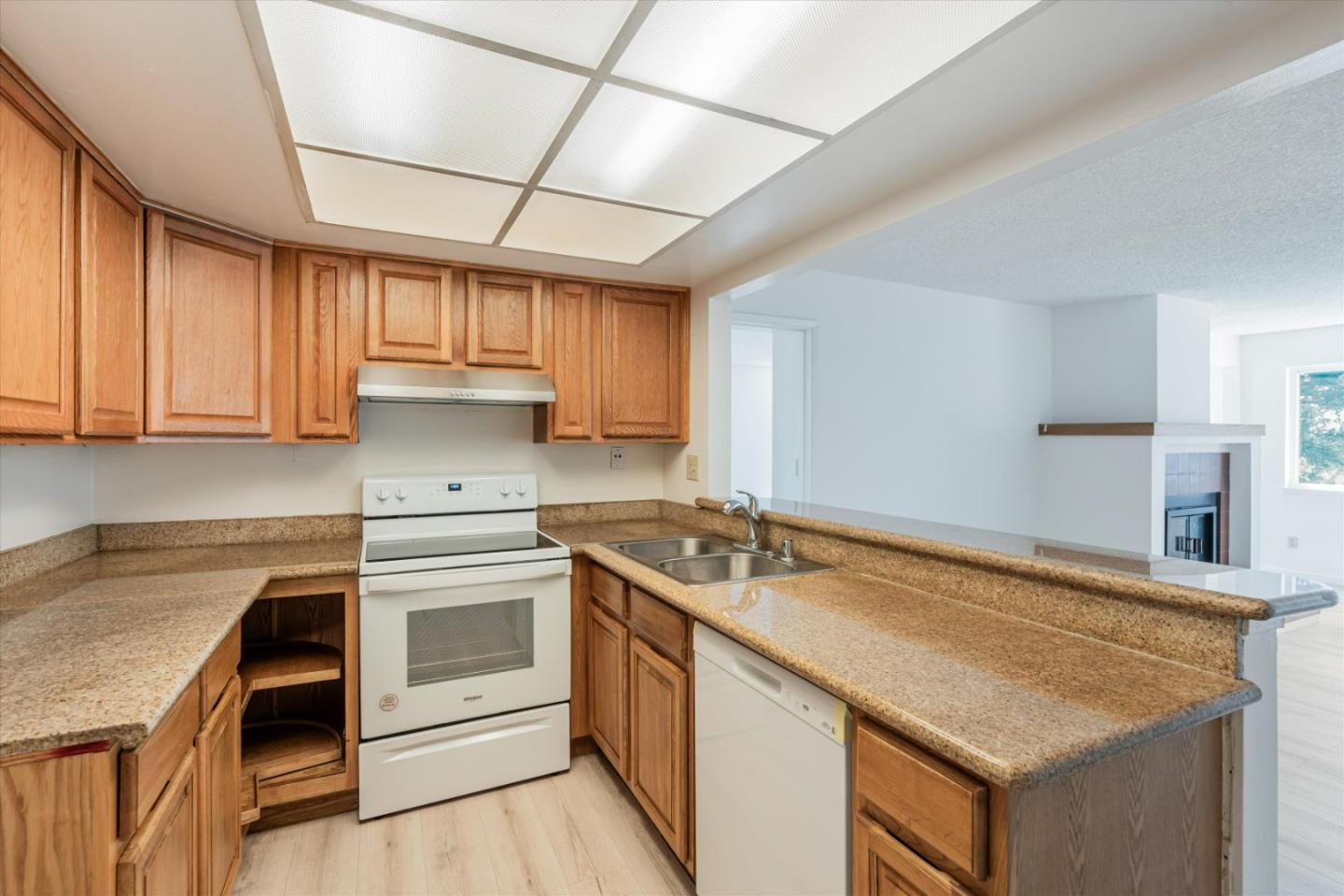 Detail Gallery Image 11 of 30 For 1000 Evergreen Ter #1315,  San Pablo,  CA 94806 - 2 Beds | 2 Baths