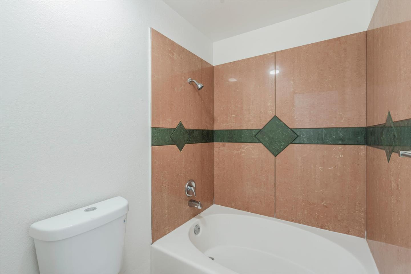 Detail Gallery Image 23 of 30 For 1000 Evergreen Ter #1315,  San Pablo,  CA 94806 - 2 Beds | 2 Baths