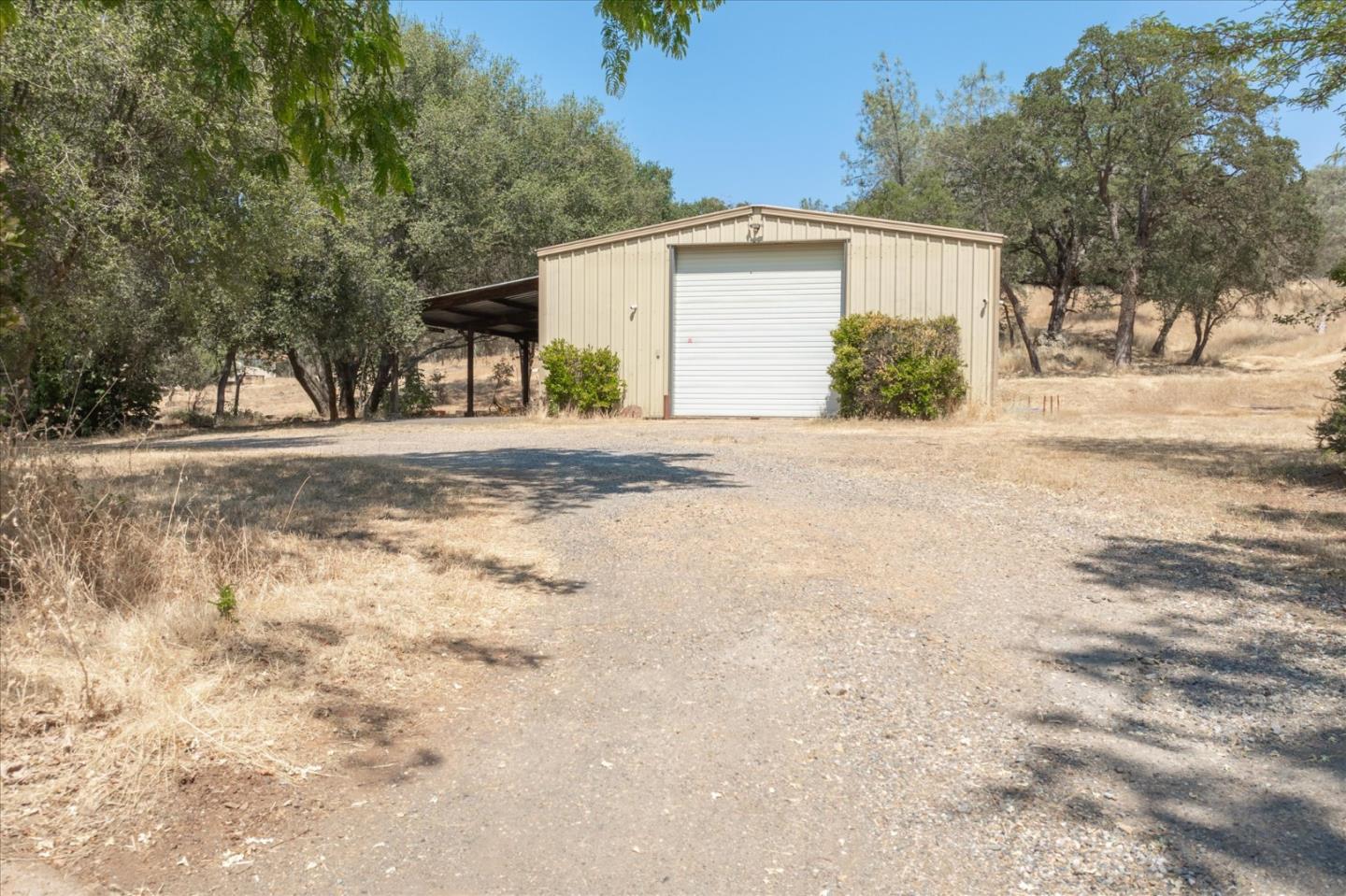 Detail Gallery Image 38 of 48 For 10207 Pool Station Rd, Angels Camp,  CA 95222 - 3 Beds | 2/1 Baths