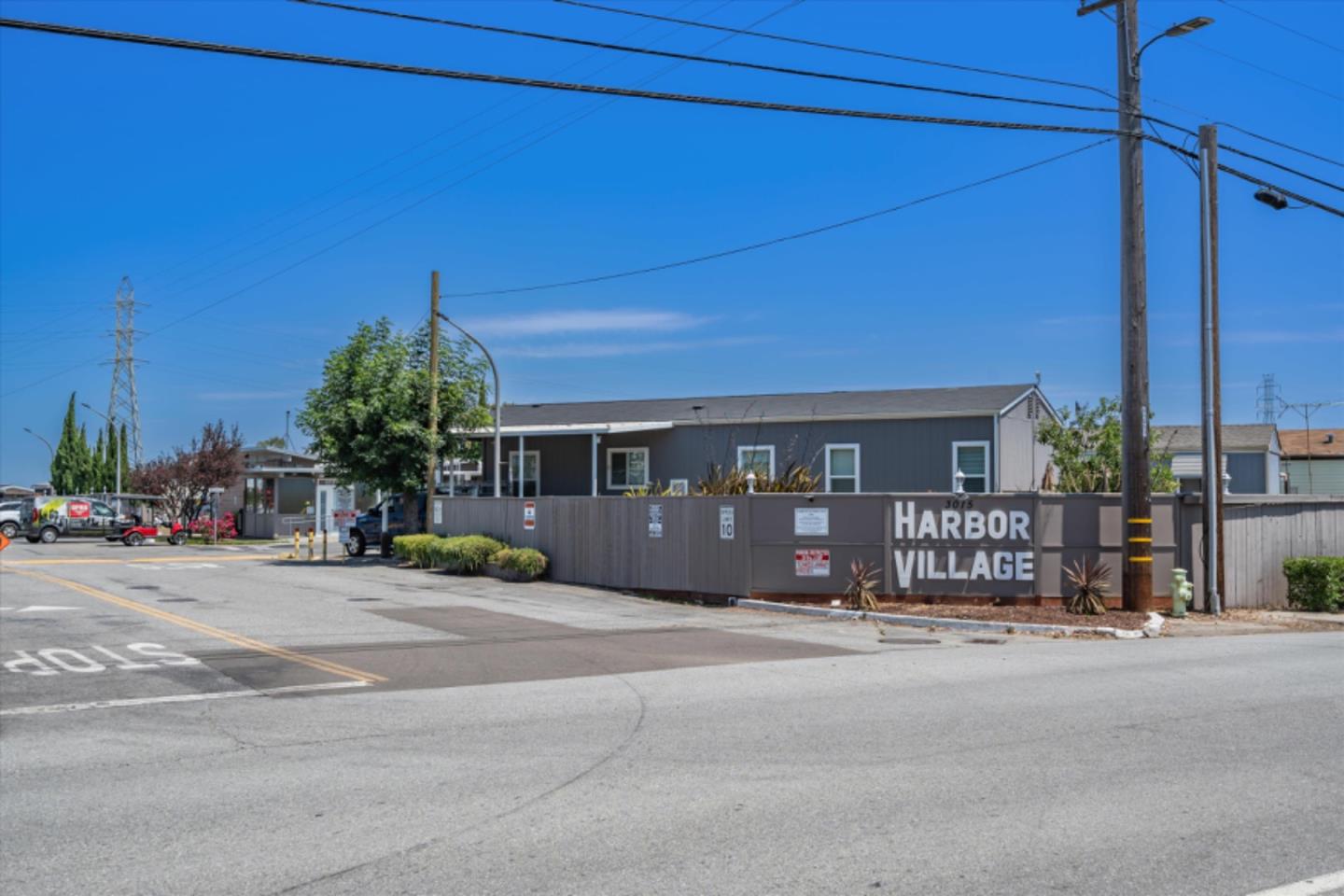 Detail Gallery Image 38 of 38 For 3015 E Bayshore Rd #206,  Redwood City,  CA 94063 - 3 Beds | 2 Baths