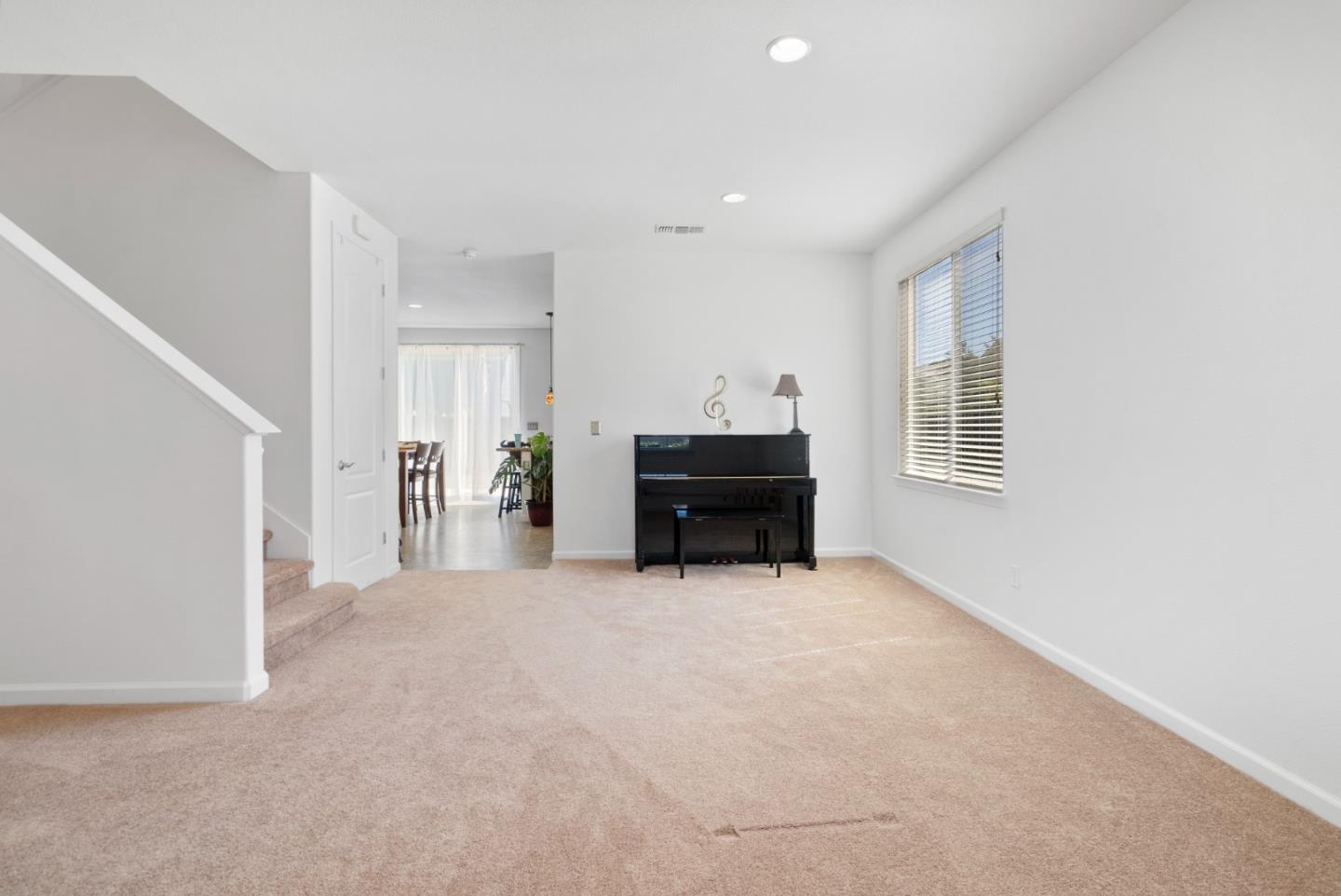 1731 Brighton Dr, Hollister, CA 95023 photo 9