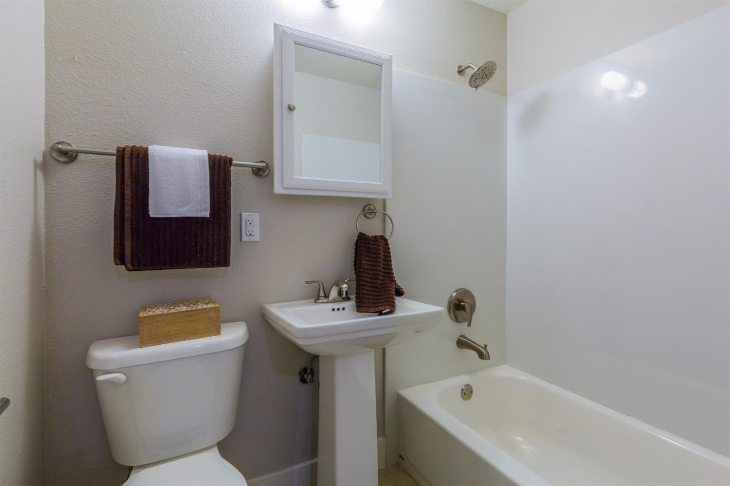 Detail Gallery Image 12 of 12 For 901 Bing Dr, Santa Clara,  CA 95051 - 2 Beds | 1 Baths