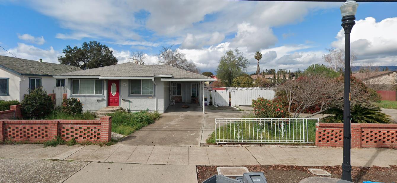 Detail Gallery Image 2 of 8 For 493 E 6th St, Gilroy,  CA 95020 - 3 Beds | 1 Baths