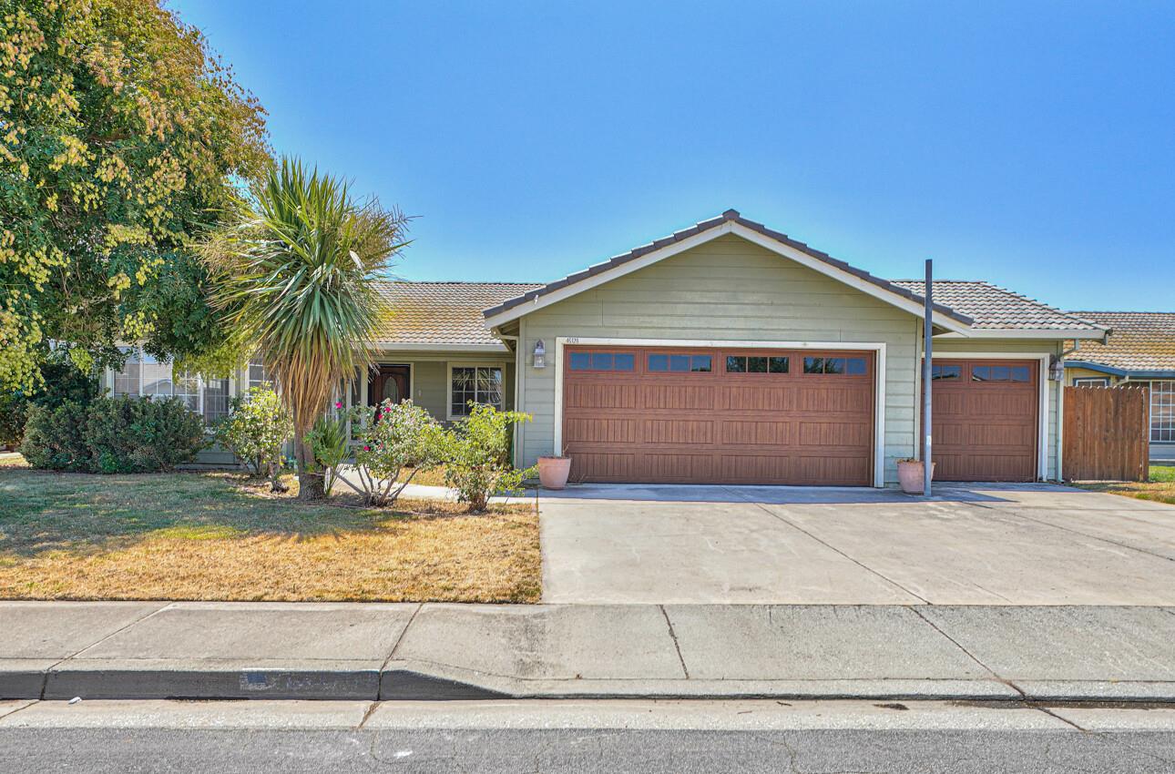 Detail Gallery Image 1 of 1 For 46120 Pine Meadow Dr, King City,  CA 93930 - 4 Beds | 2 Baths