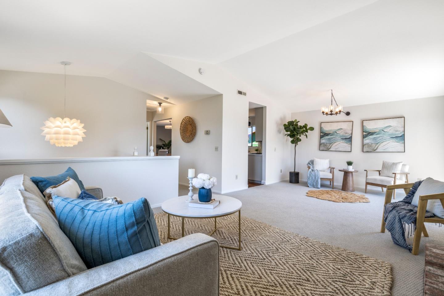 Detail Gallery Image 1 of 16 For 2217 Spencer Ct, Santa Cruz,  CA 95062 - 3 Beds | 2 Baths