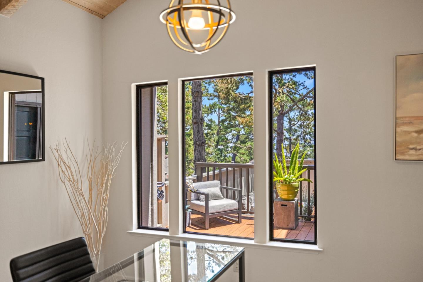 Detail Gallery Image 22 of 35 For 18 Mountain Shadows Ln, Monterey,  CA 93940 - 3 Beds | 2 Baths