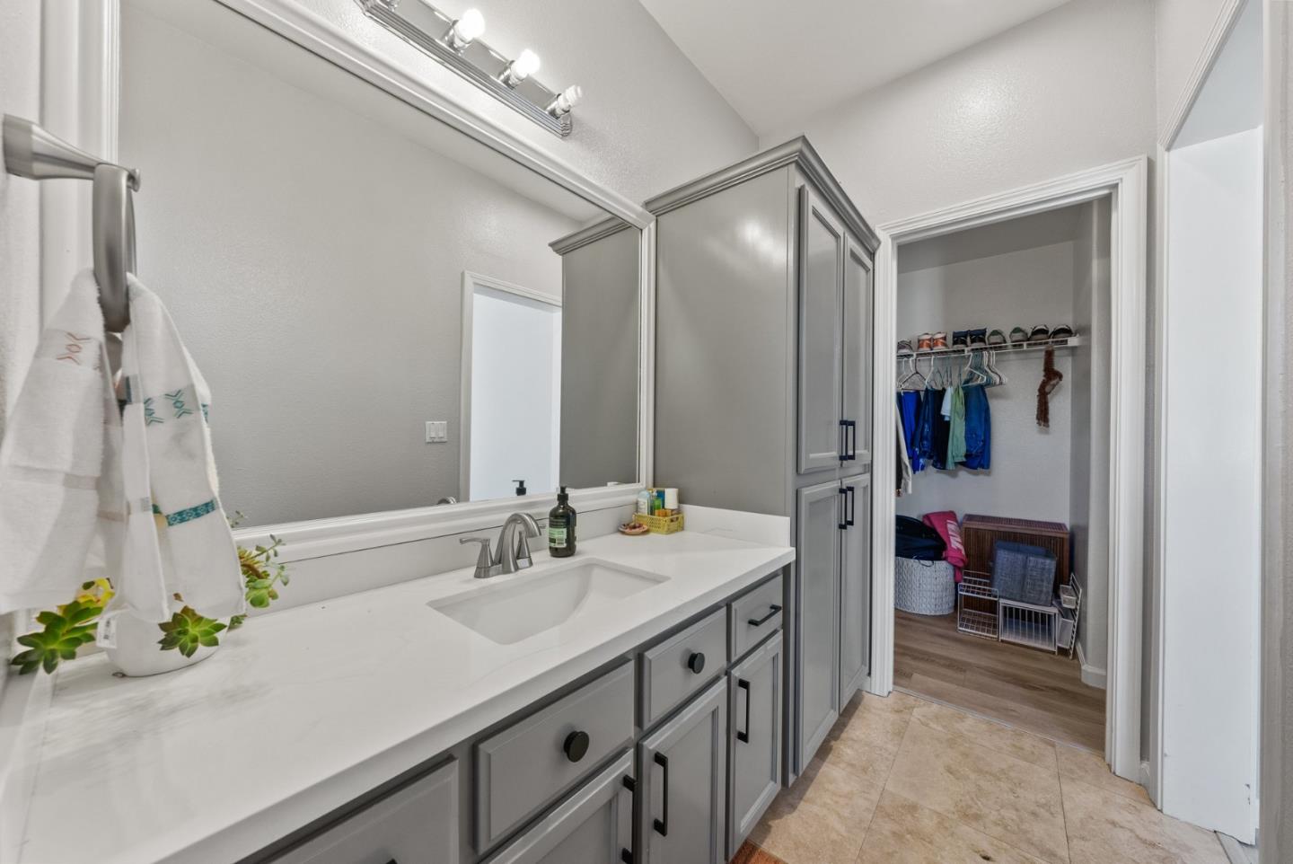 Detail Gallery Image 20 of 89 For 420 via Vaquero Norte, San Juan Bautista,  CA 95045 - 5 Beds | 4/1 Baths