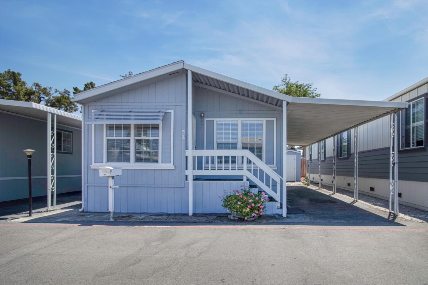 Detail Gallery Image 1 of 15 For 2135 Little Orchard #52,  San Jose,  CA 95125 - 2 Beds | 2 Baths