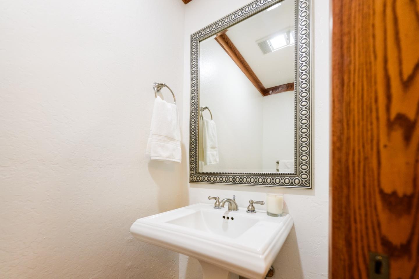 Detail Gallery Image 39 of 94 For 22090 Oak Flat Rd, Los Gatos,  CA 95033 - 3 Beds | 2/1 Baths