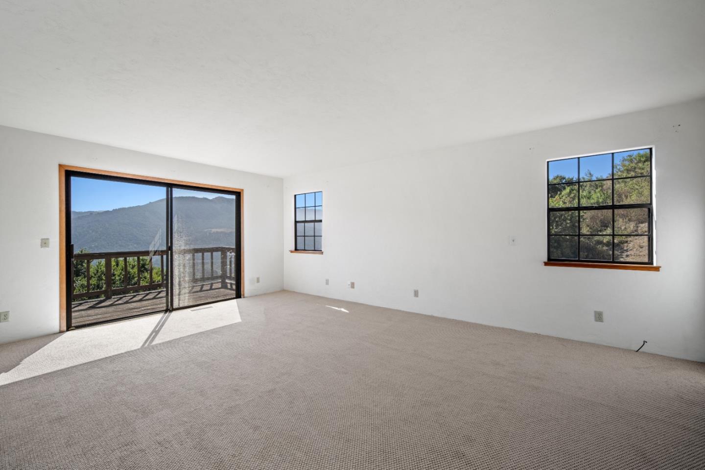 Detail Gallery Image 11 of 18 For 13249 Middle Canyon Rd, Carmel Valley,  CA 93924 - 3 Beds | 2/1 Baths