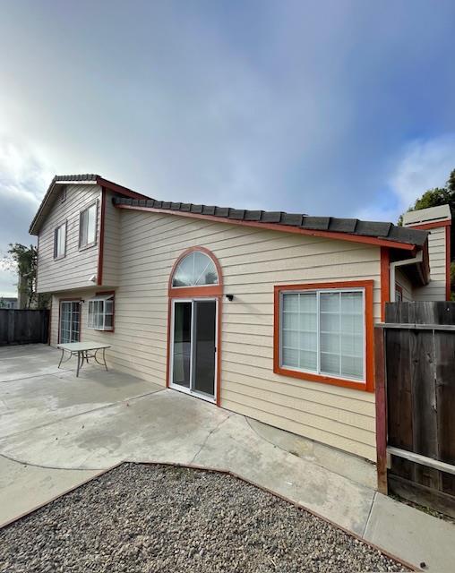 Detail Gallery Image 20 of 26 For 928 Sloat Dr, Salinas,  CA 93907 - 3 Beds | 2/1 Baths