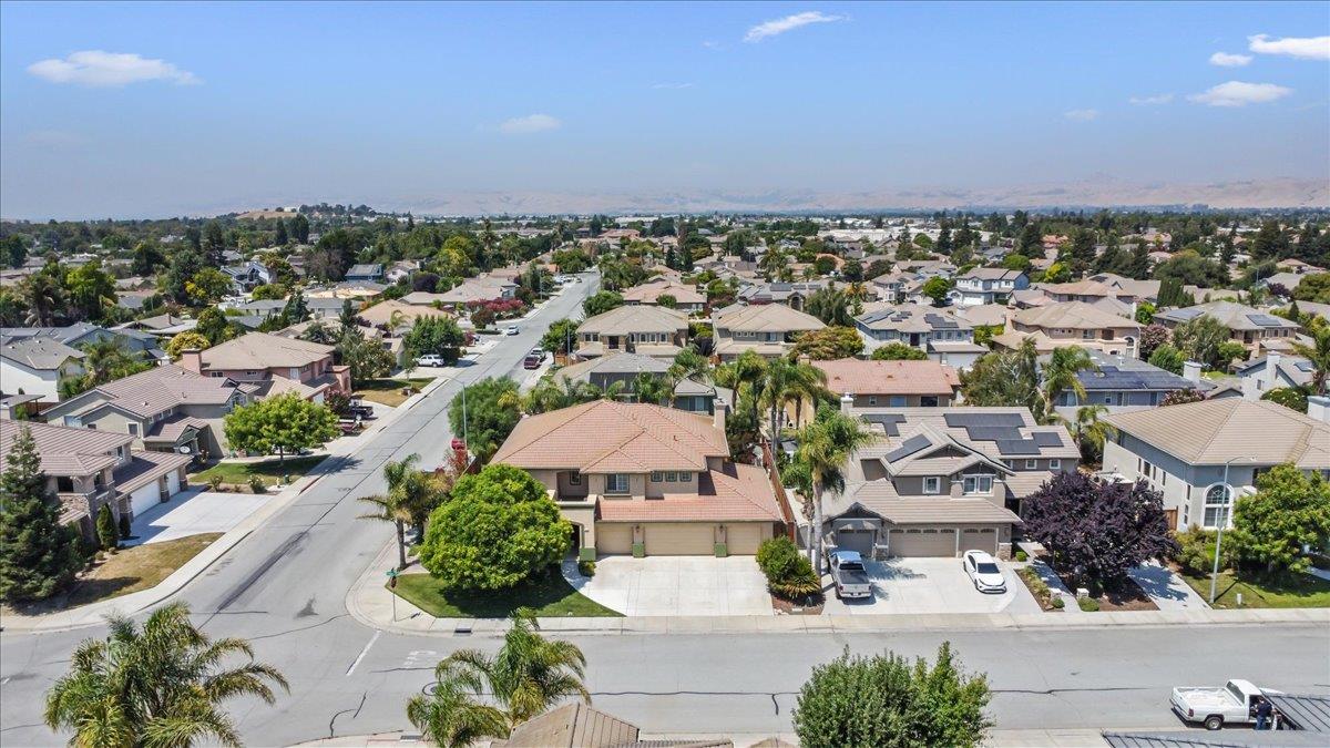 Detail Gallery Image 52 of 53 For 340 Promise Way, Hollister,  CA 95023 - 4 Beds | 3/1 Baths