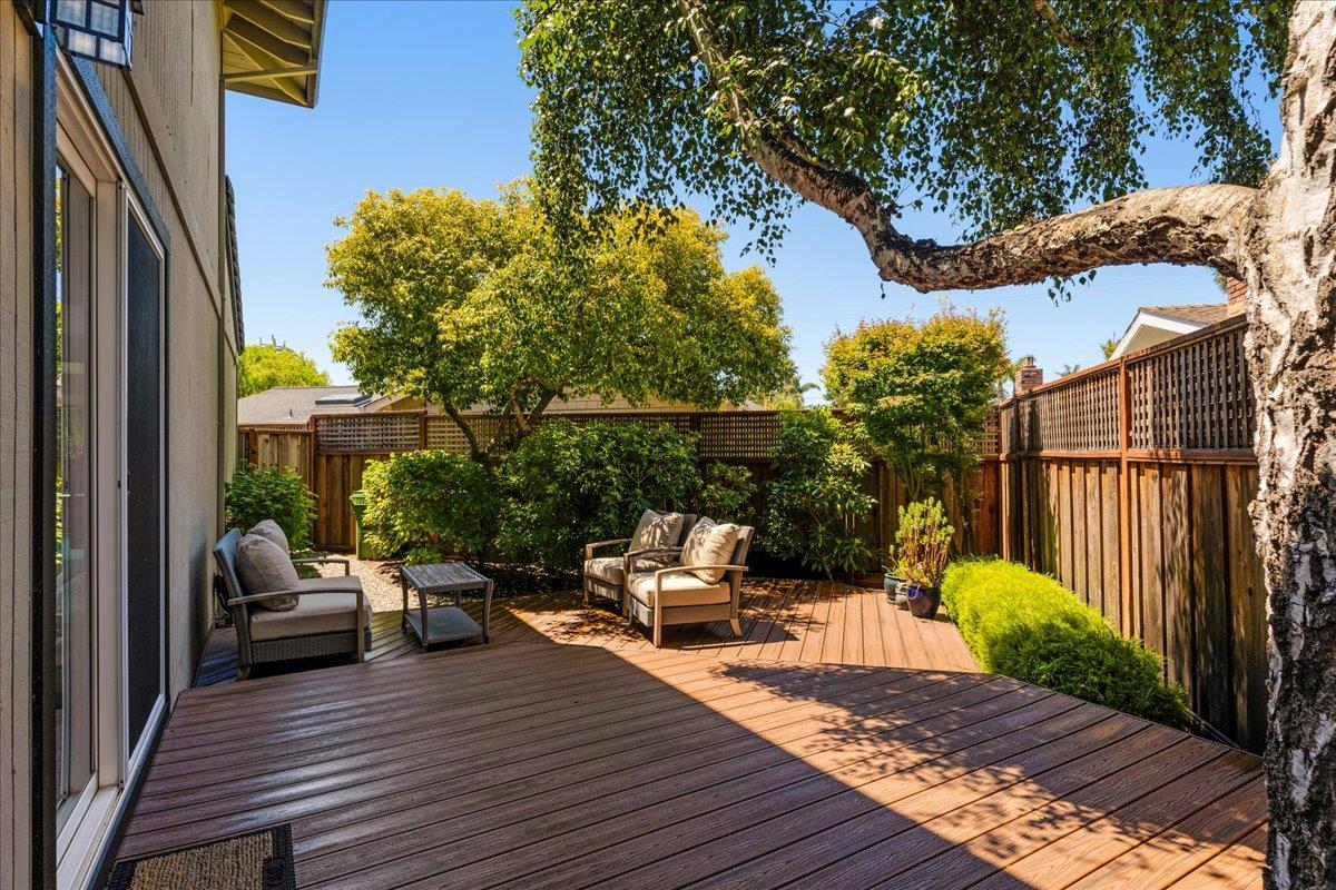 Detail Gallery Image 31 of 44 For 411 Hickman Ct, Santa Cruz,  CA 95062 - 3 Beds | 2/1 Baths