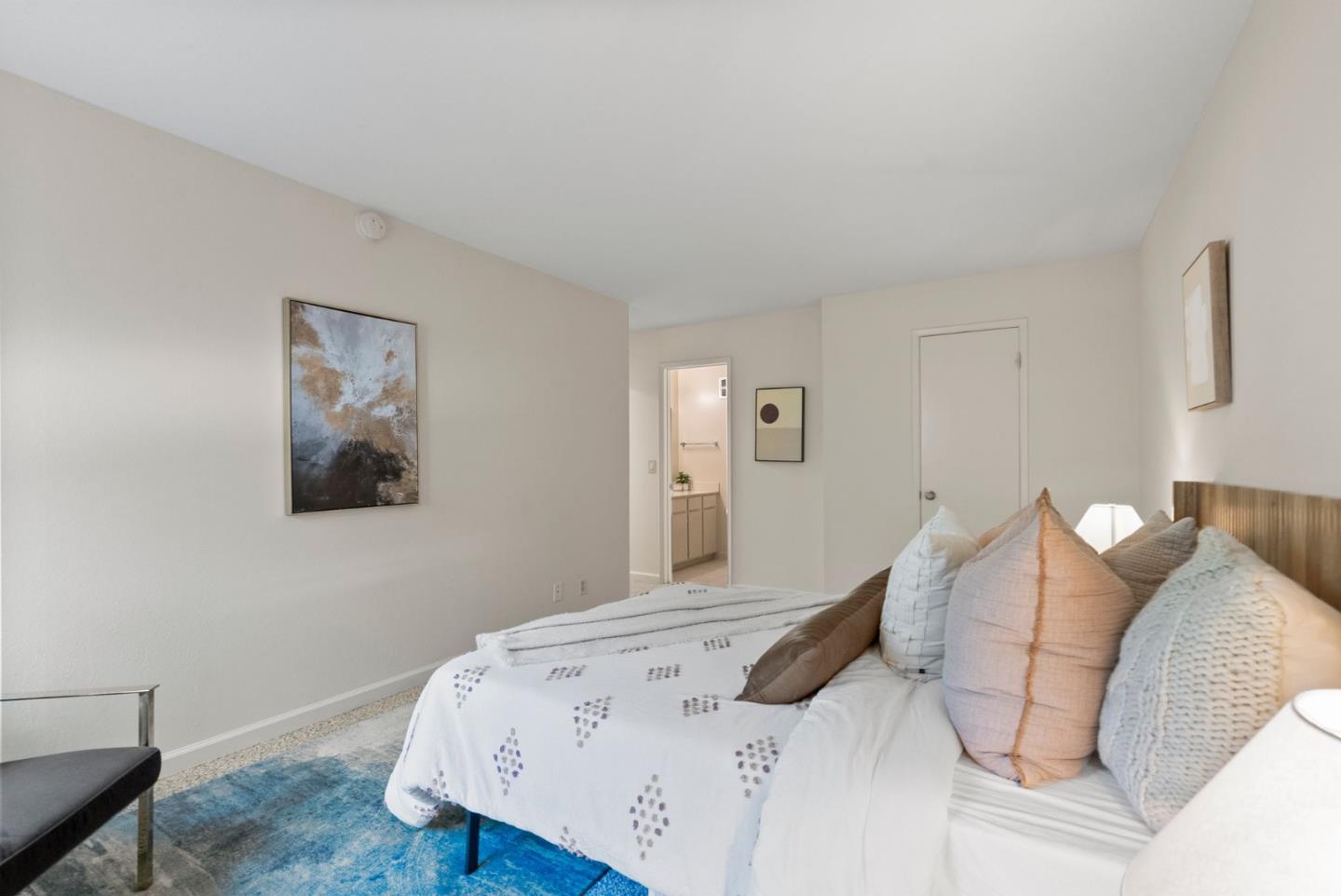 Detail Gallery Image 16 of 28 For 1057 Shell Blvd #1,  Foster City,  CA 94404 - 2 Beds | 2 Baths