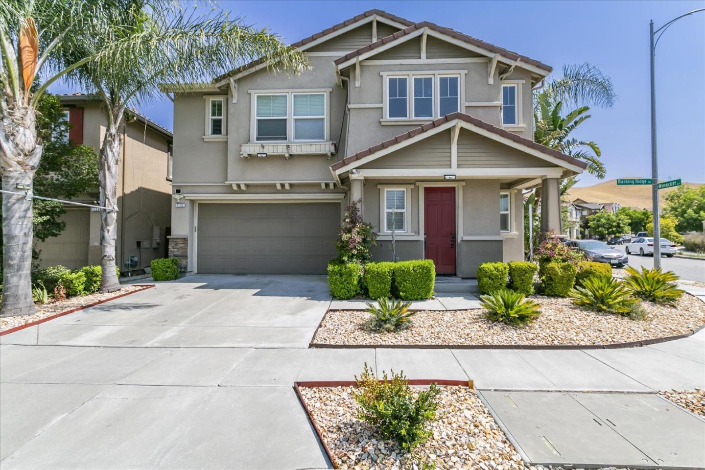 Detail Gallery Image 1 of 38 For 7132 Basking Ridge Ave, San Jose,  CA 95138 - 4 Beds | 2/1 Baths