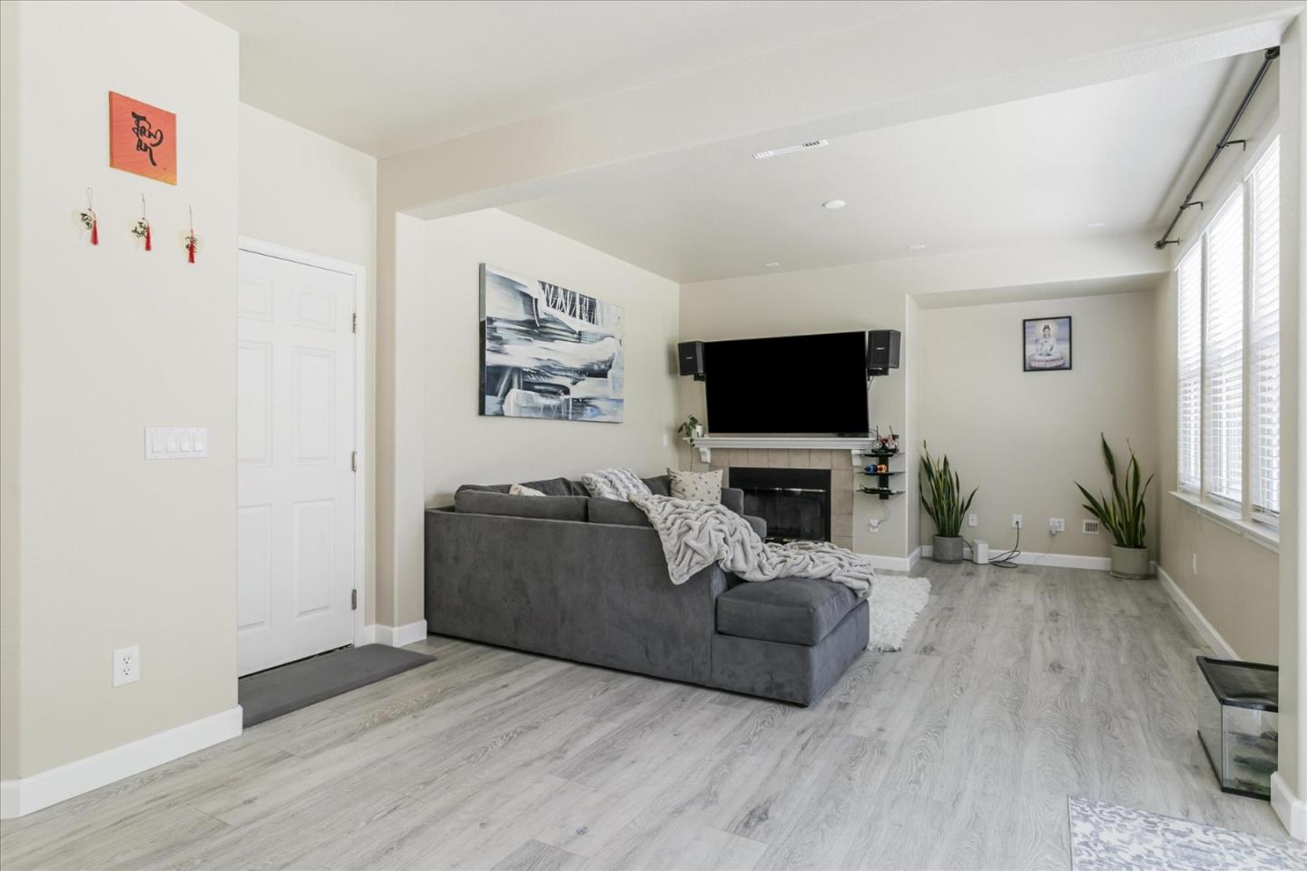 Detail Gallery Image 11 of 38 For 7132 Basking Ridge Ave, San Jose,  CA 95138 - 4 Beds | 2/1 Baths