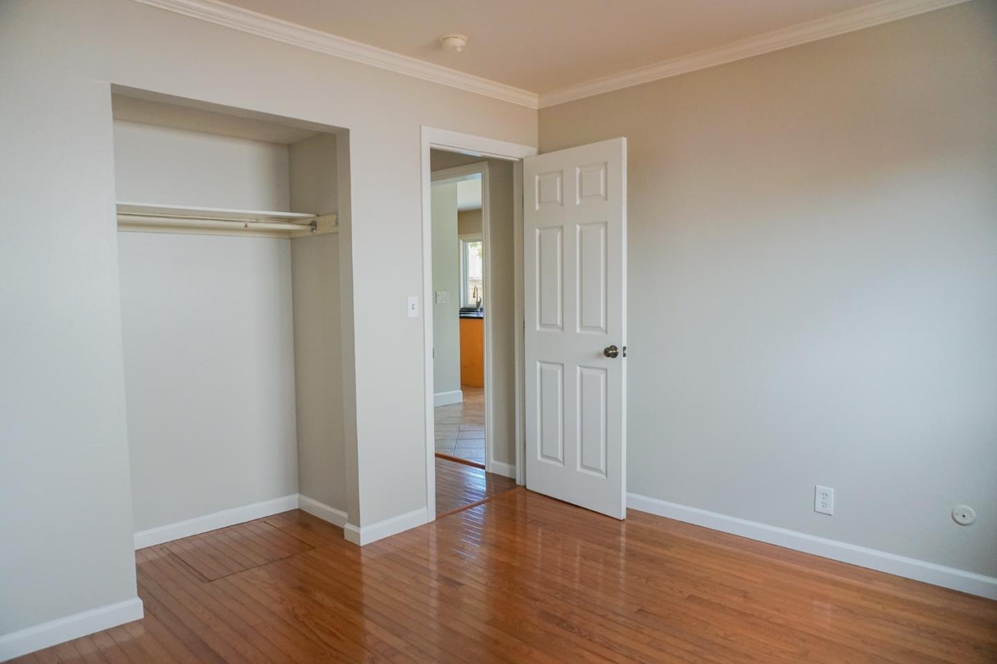 Detail Gallery Image 10 of 25 For 929 Reed Ave, Sunnyvale,  CA 94086 - 4 Beds | 2/1 Baths