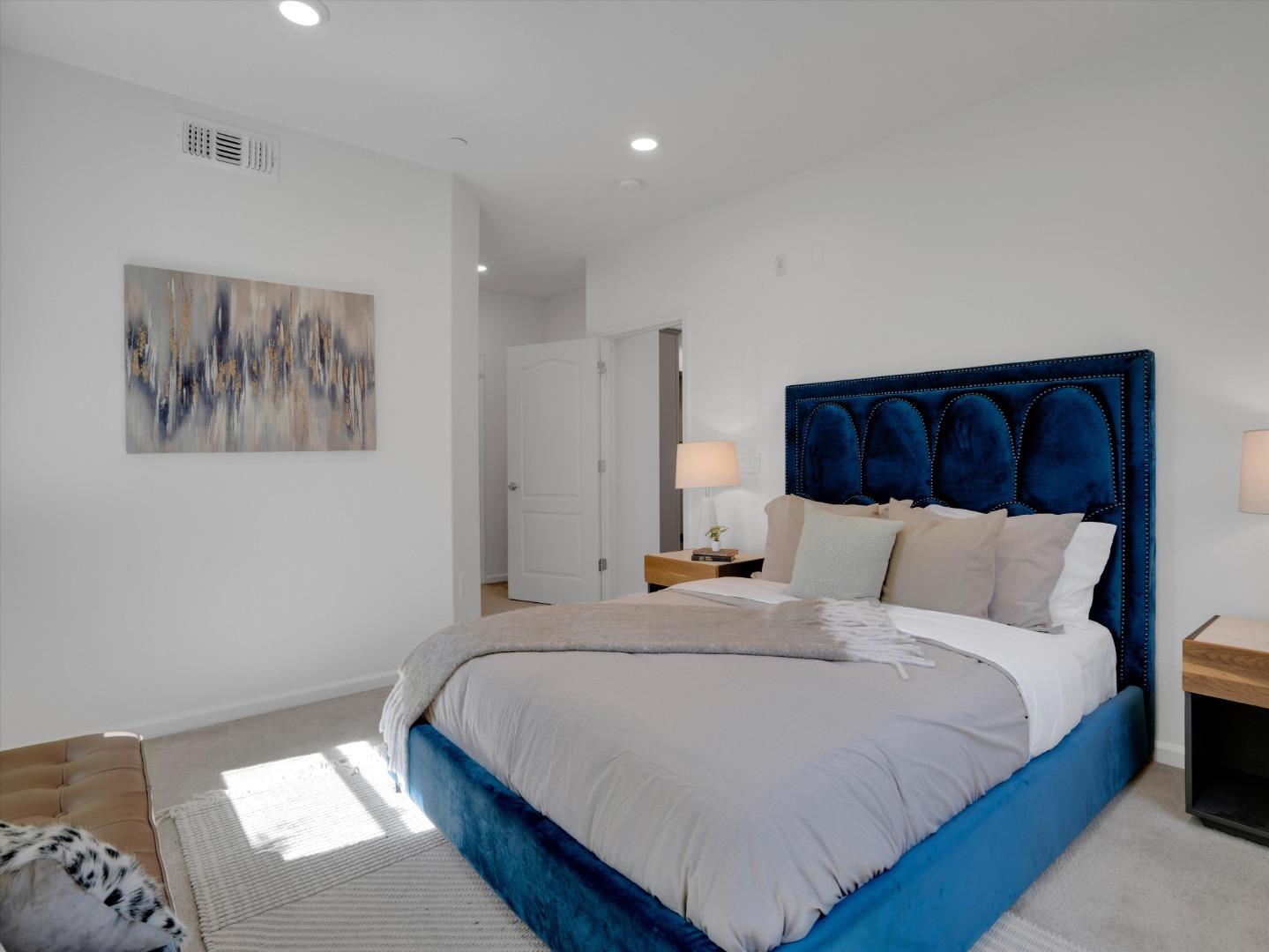 Detail Gallery Image 25 of 30 For 1110 Karby Terrace #202,  Sunnyvale,  CA 94089 - 2 Beds | 2 Baths