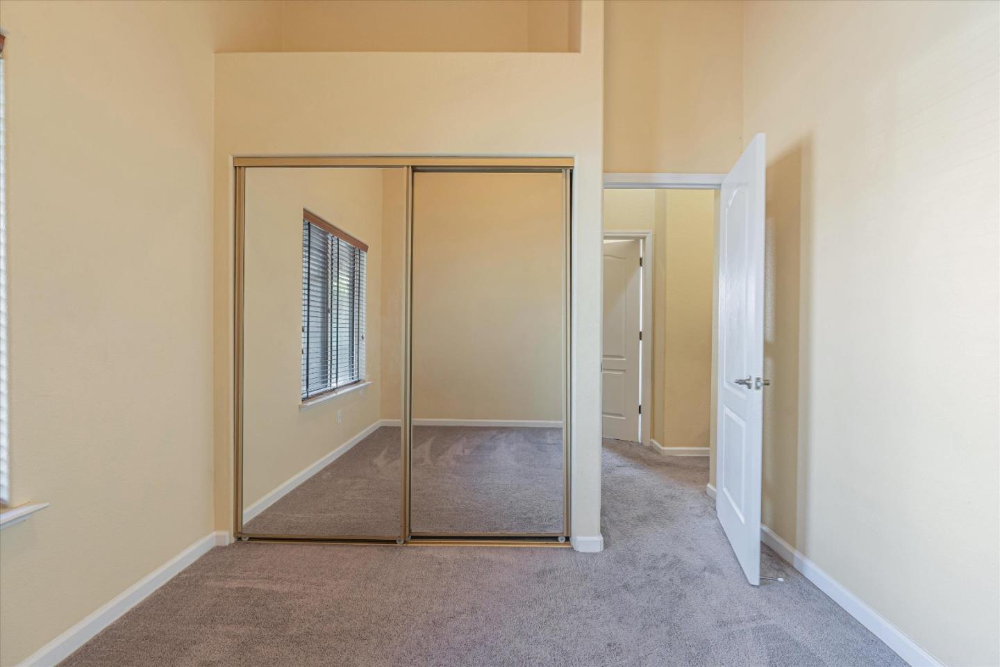 744 Elmwood Dr, Los Banos, CA 93635 photo 12