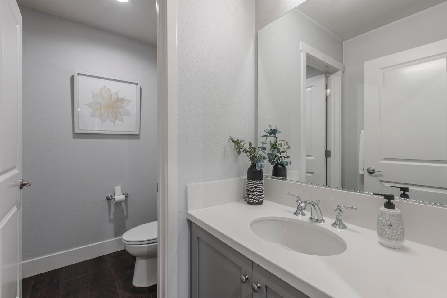 Detail Gallery Image 6 of 37 For 1042 Barberry Ter, Sunnyvale,  CA 94086 - 4 Beds | 3/1 Baths