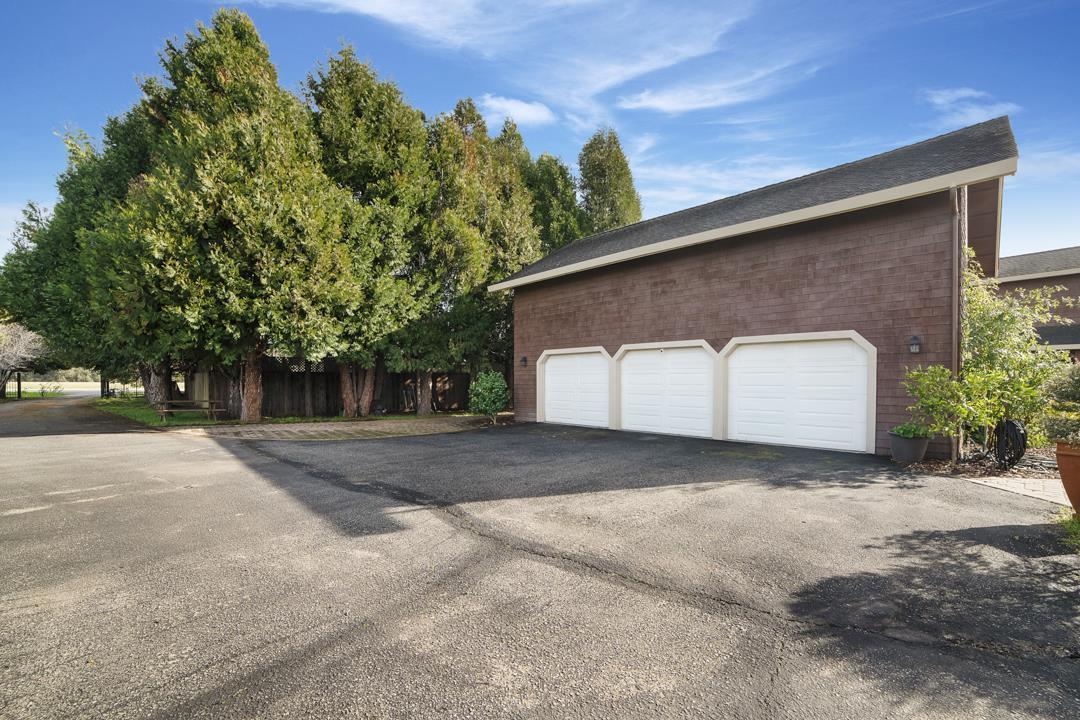 Detail Gallery Image 5 of 60 For 389 Corralitos Rd, Watsonville,  CA 95076 - 4 Beds | 3 Baths