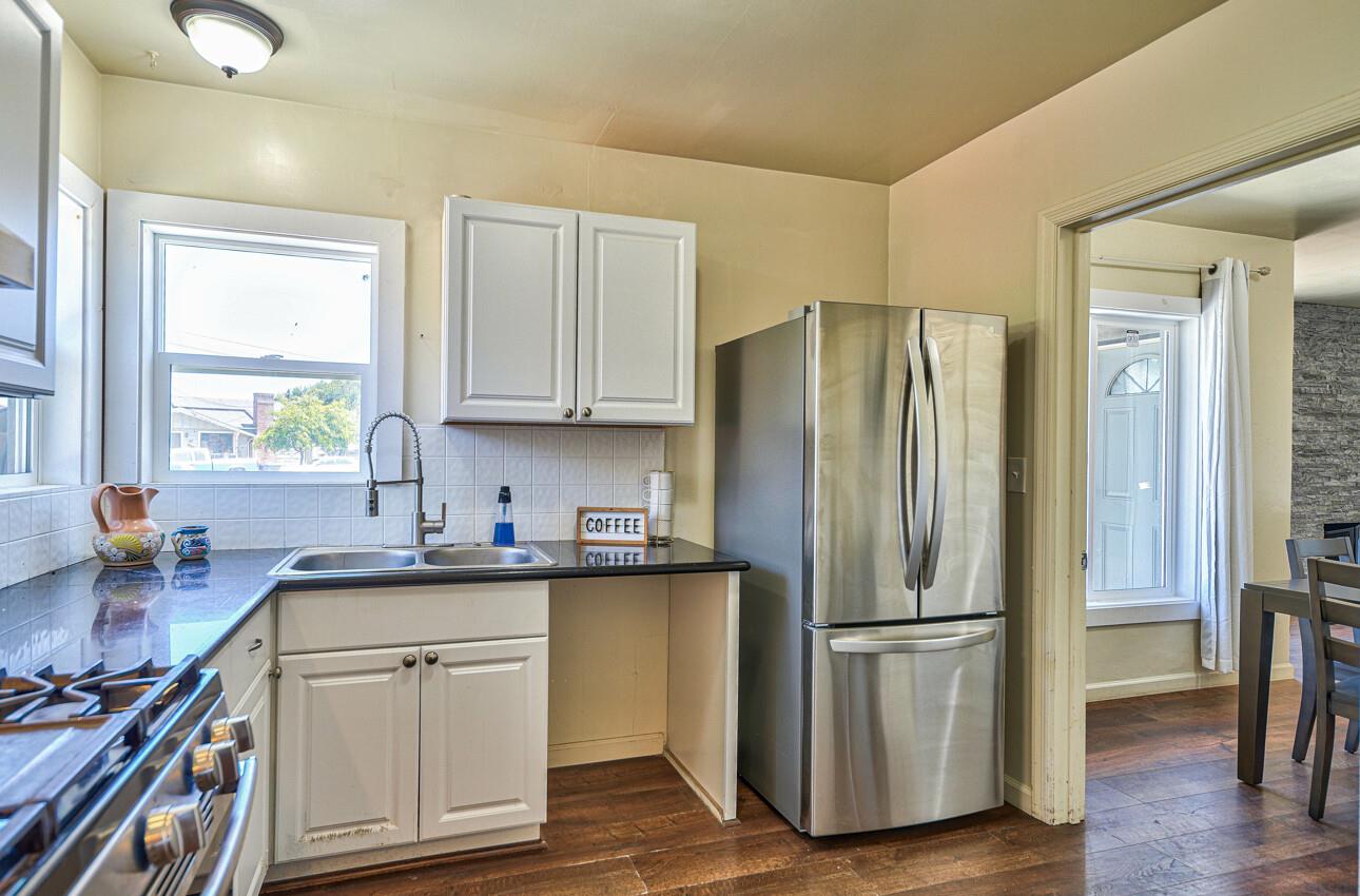 Detail Gallery Image 11 of 24 For 51 Myrtle Ct, Salinas,  CA 93905 - 2 Beds | 1 Baths