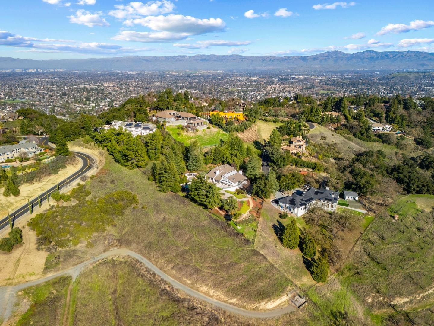 Detail Gallery Image 46 of 69 For 141 Alta Tierra Ct, Los Gatos,  CA 95032 - 5 Beds | 6 Baths