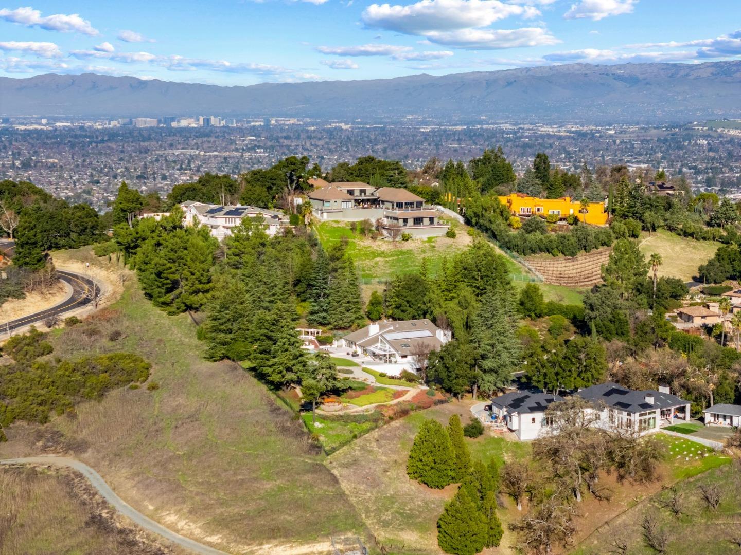 Detail Gallery Image 47 of 69 For 141 Alta Tierra Ct, Los Gatos,  CA 95032 - 5 Beds | 6 Baths