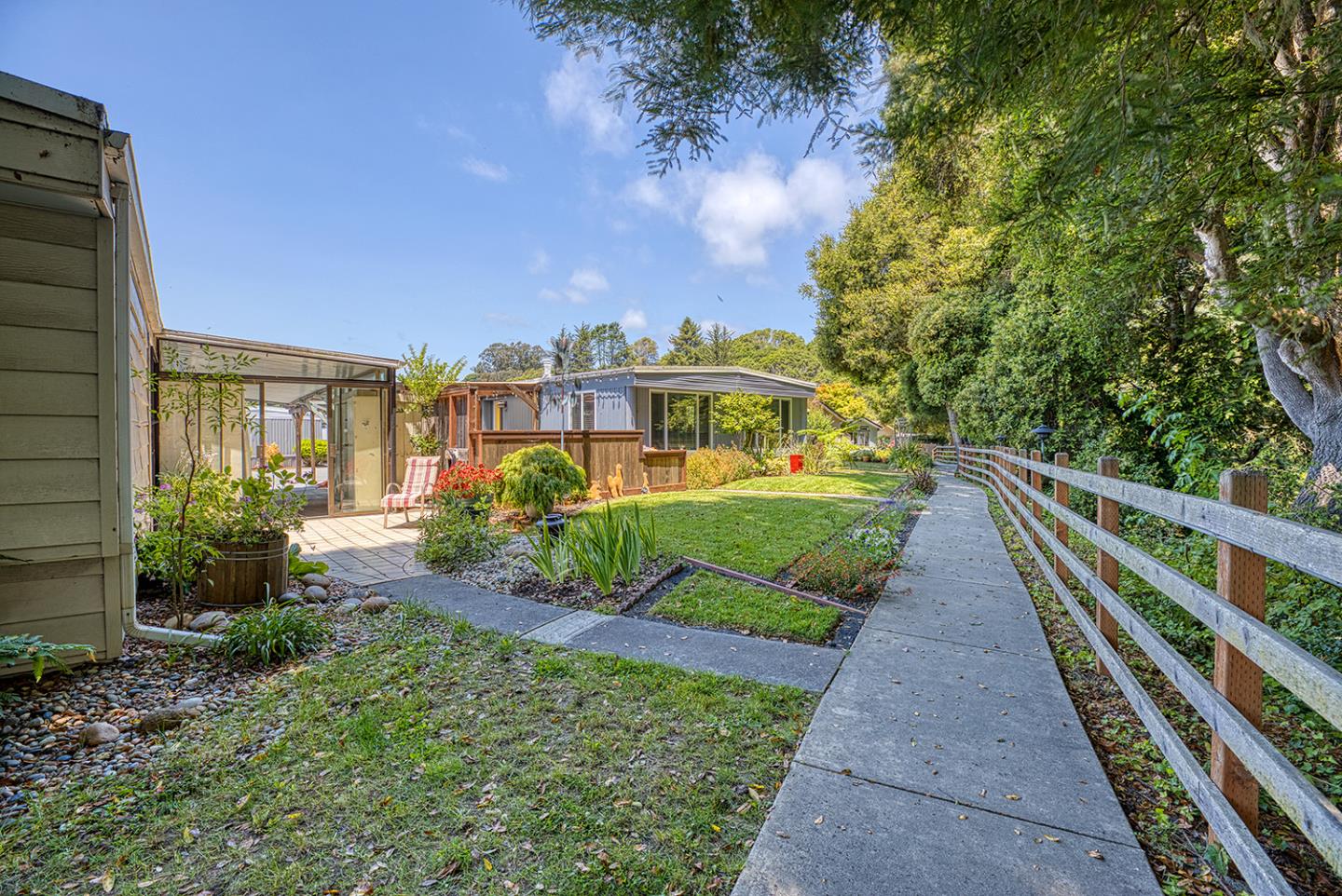 Detail Gallery Image 34 of 36 For 7 Oak Shadow Ln #~,  Aptos,  CA 95003 - 2 Beds | 2 Baths