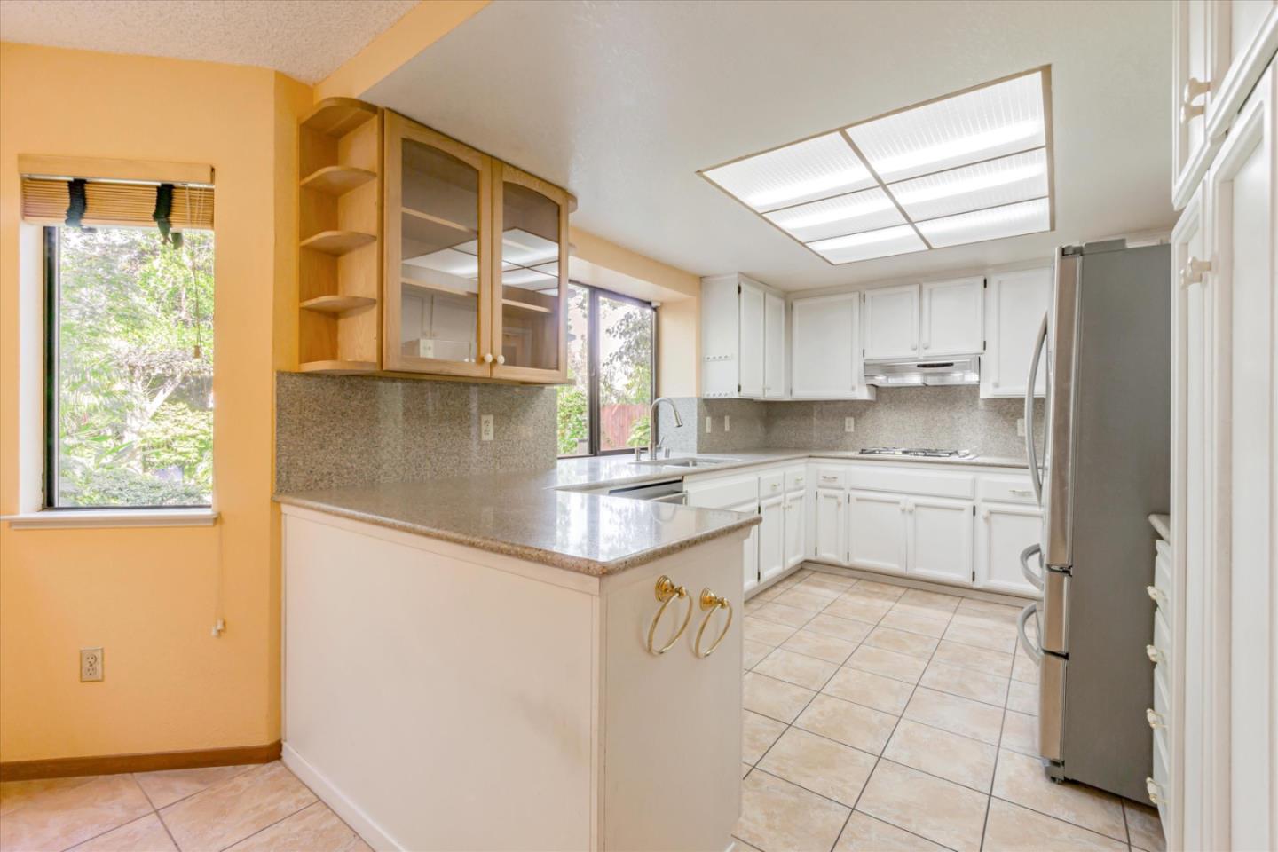 Detail Gallery Image 18 of 59 For 2834 Bellflower Dr, Antioch,  CA 94509 - 4 Beds | 2/1 Baths