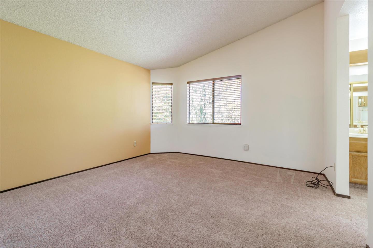 Detail Gallery Image 25 of 59 For 2834 Bellflower Dr, Antioch,  CA 94509 - 4 Beds | 2/1 Baths