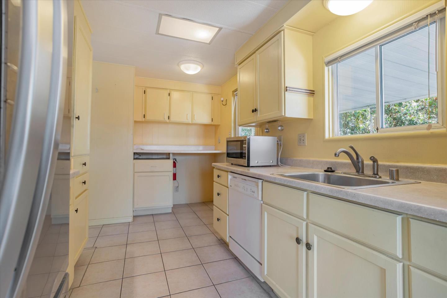 Detail Gallery Image 15 of 41 For 2395 Delaware Ave #122,  Santa Cruz,  CA 95060 - 2 Beds | 2 Baths