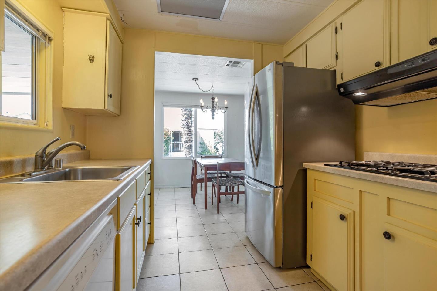 Detail Gallery Image 17 of 41 For 2395 Delaware Ave #122,  Santa Cruz,  CA 95060 - 2 Beds | 2 Baths