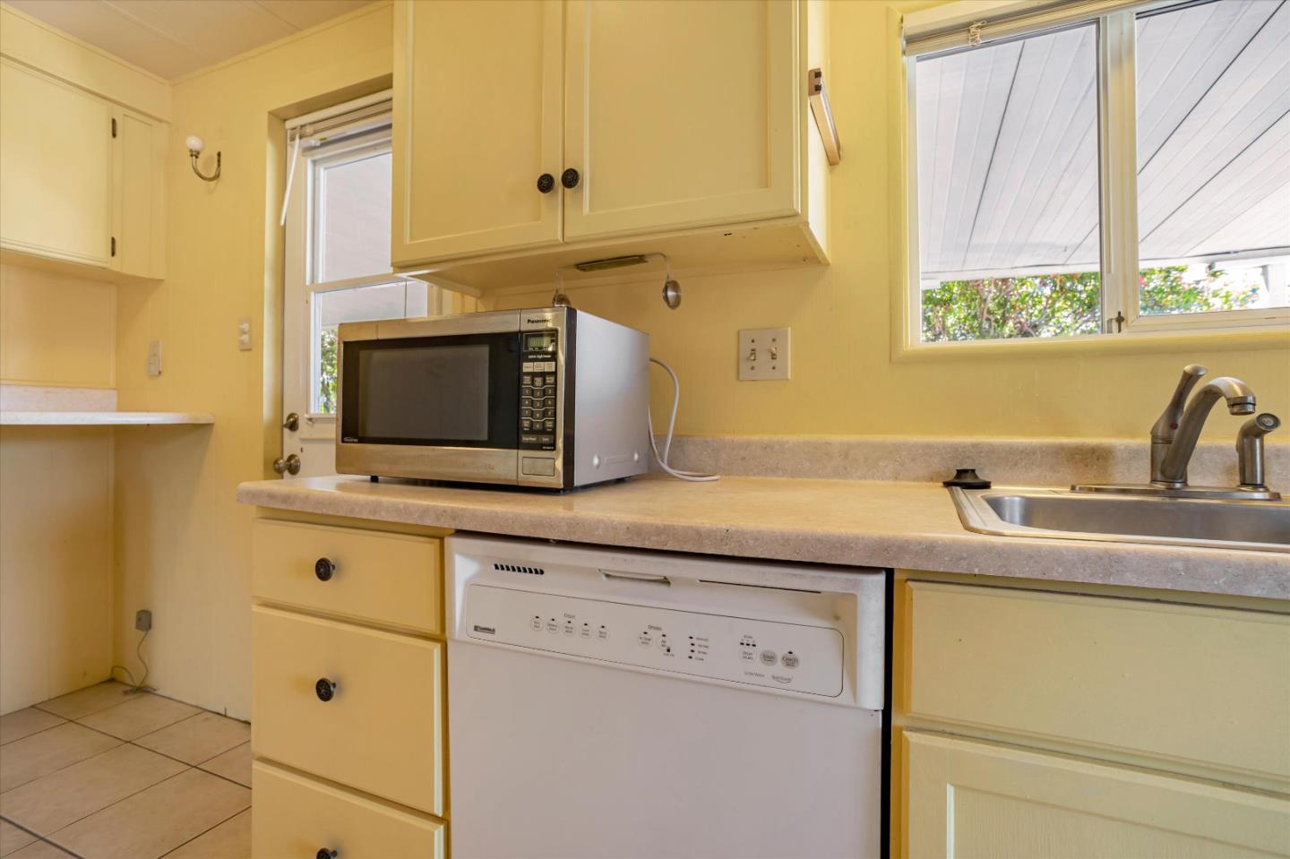 Detail Gallery Image 20 of 41 For 2395 Delaware Ave #122,  Santa Cruz,  CA 95060 - 2 Beds | 2 Baths