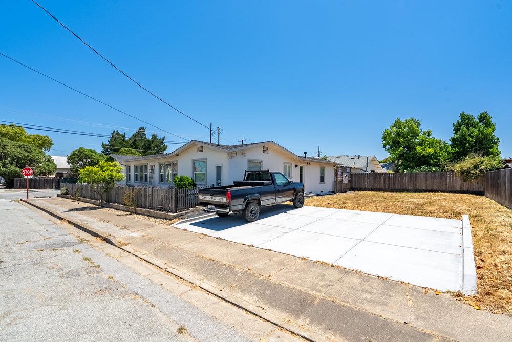 Detail Gallery Image 38 of 41 For 313 4th St, San Juan Bautista,  CA 95045 - 3 Beds | 2 Baths