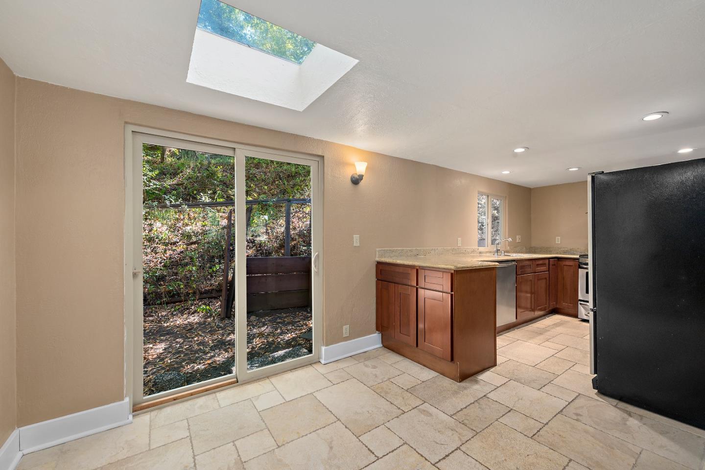 Detail Gallery Image 16 of 30 For 19046 Overlook Rd, Los Gatos,  CA 95030 - 2 Beds | 2/1 Baths