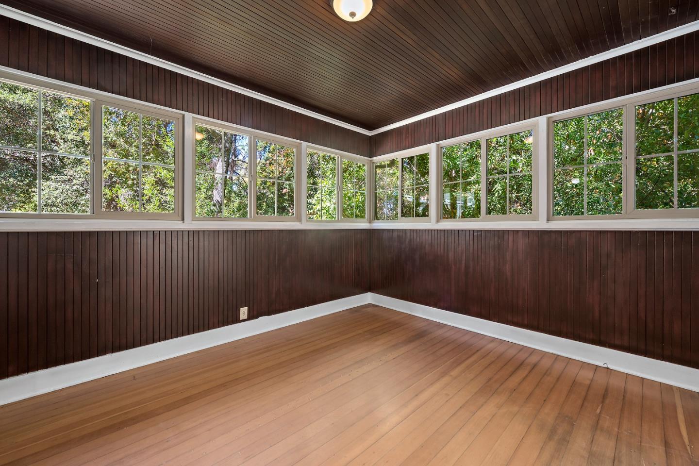 Detail Gallery Image 19 of 29 For 19046 Overlook Rd, Los Gatos,  CA 95030 - 2 Beds | 2/1 Baths