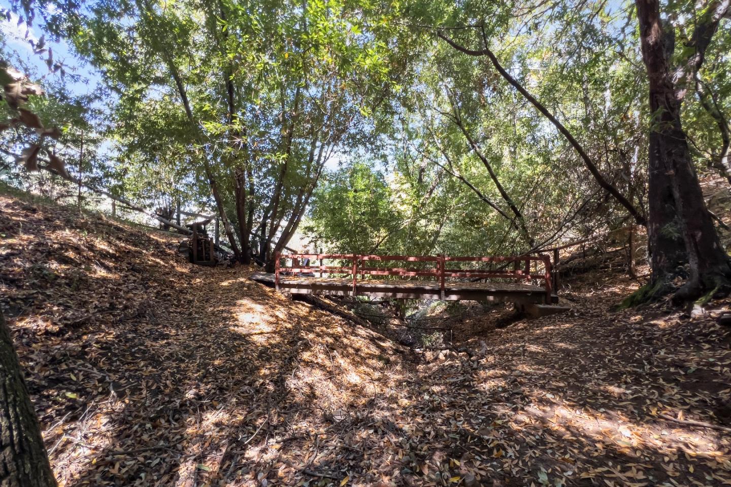 Detail Gallery Image 22 of 29 For 19046 Overlook Rd, Los Gatos,  CA 95030 - 2 Beds | 2/1 Baths