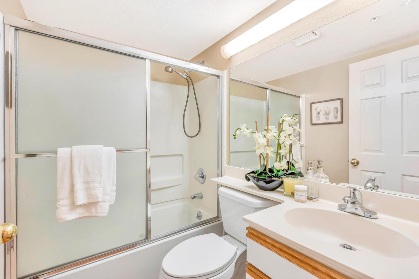 Detail Gallery Image 11 of 22 For 1721 California St #23,  Mountain View,  CA 94041 - 2 Beds | 2 Baths